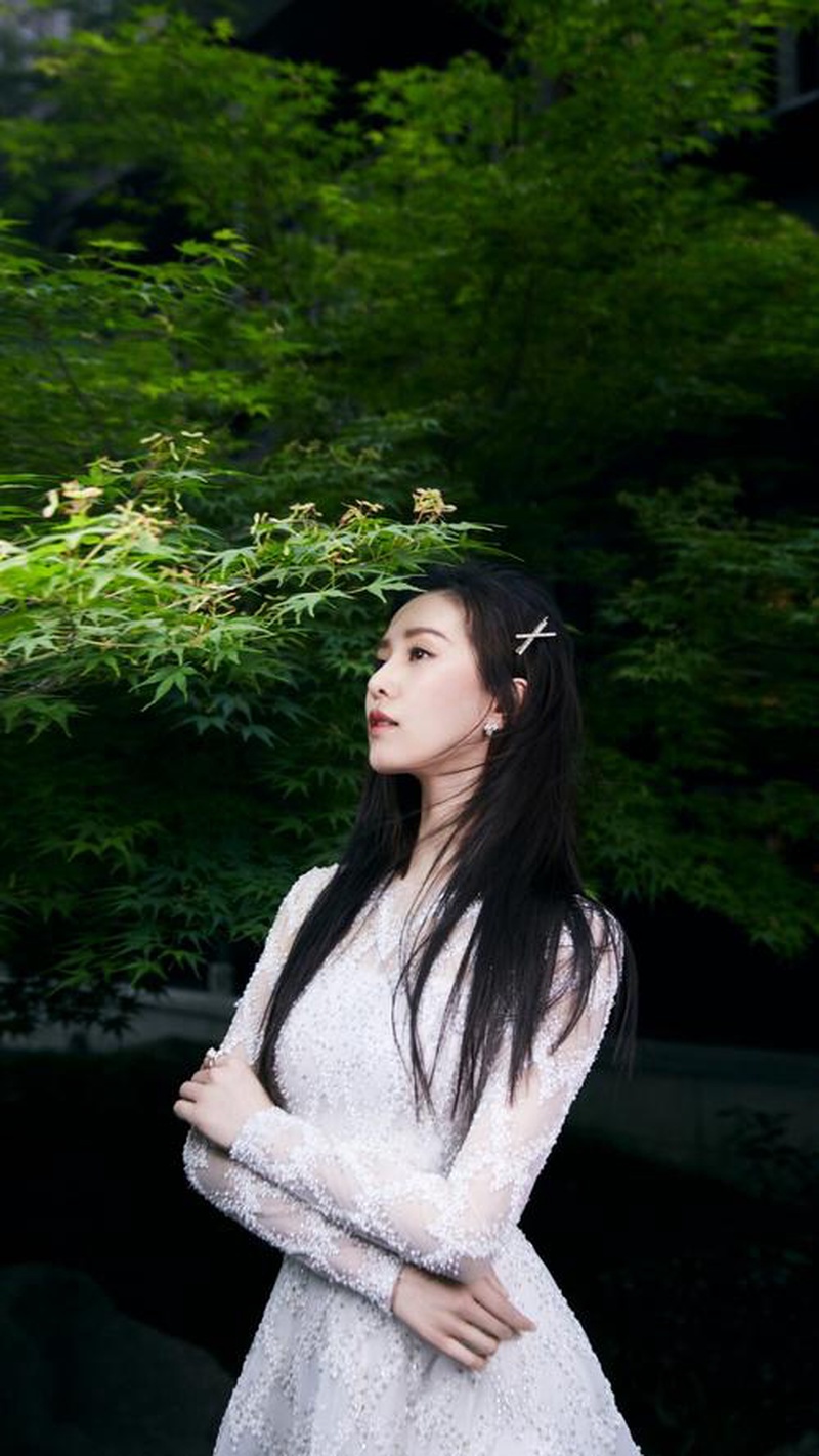 惊天大八卦!李现刘诗诗一家三口机场同框,这是什么魔幻同框啊!