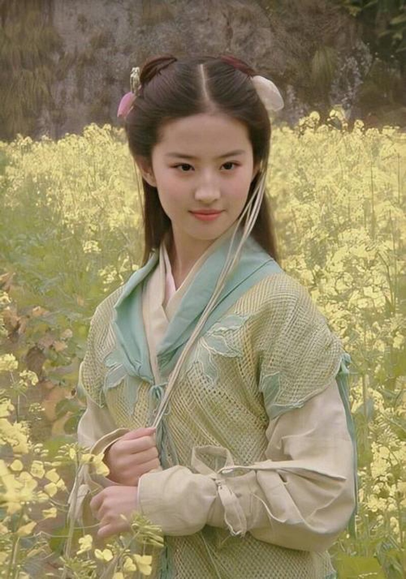 救命！刘亦菲朱一龙同框绝了 东方美学输出太顶